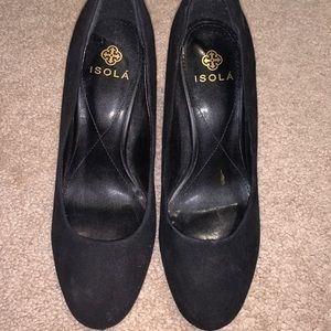 Black pumps with wood chunk heel, size 7